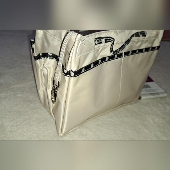 Purse Insert for Quick Purse Changes - Picture 2 of 8